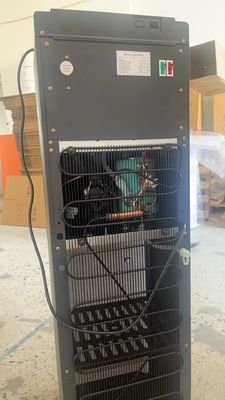220V διανεμητής νερού με συμπιεστή για εγκατάσταση σταθμού